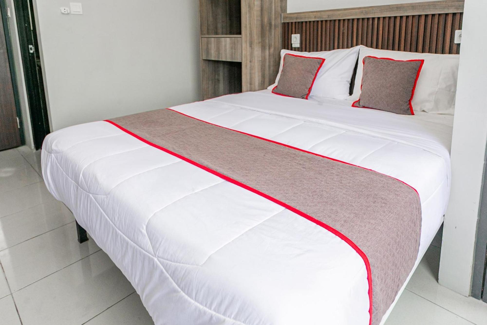 Hotel O Apartment Riverdale Cikarang Near Sgc Mall 贝克西 外观 照片